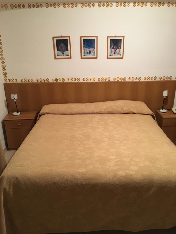Hotel Azzurro 바라체 외부 사진